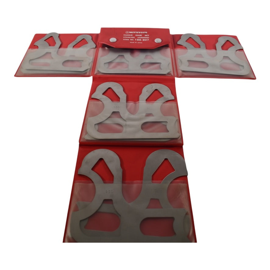 Mitutoyo 186-907 Radius Gages Set ? .550 ? 1? by .050?