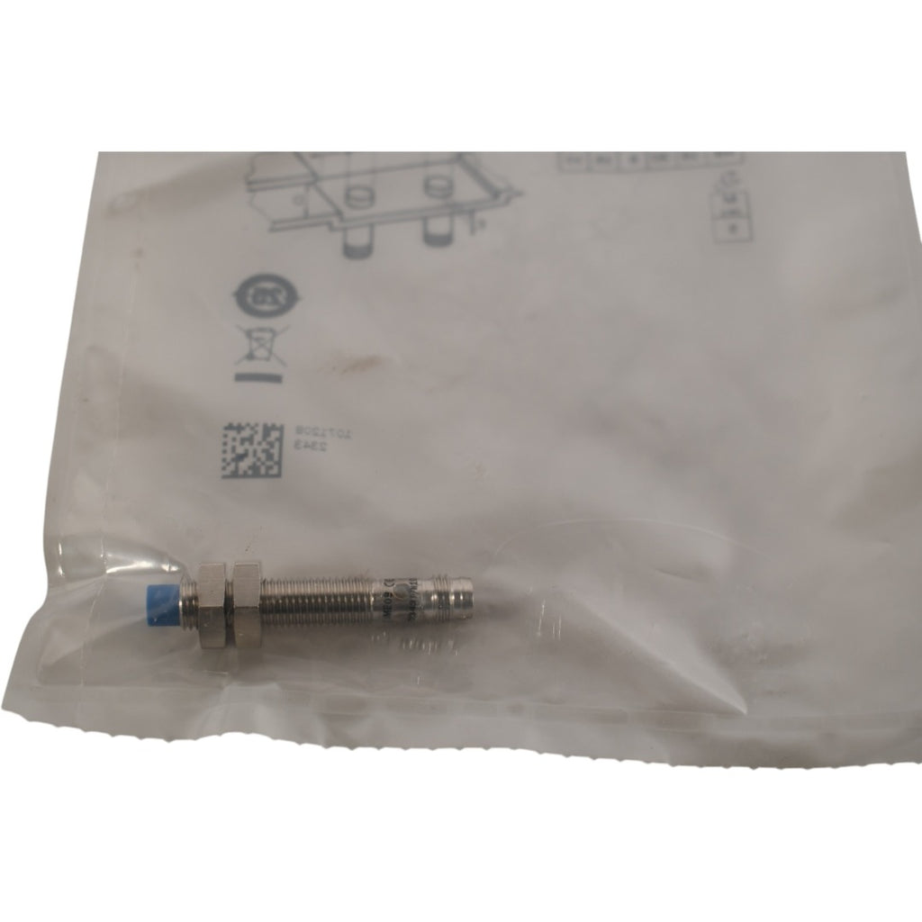 NEW Sick 1071208 IME08-06NPSZT0S Inductive proximity sensor IME