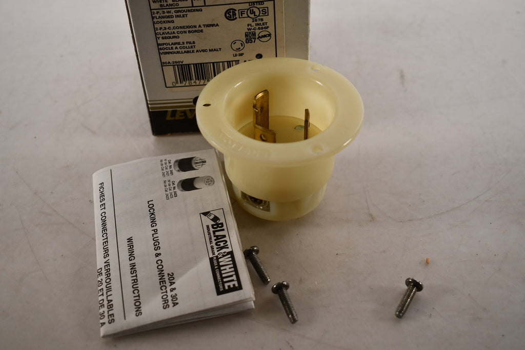 NEW Leviton 2625F 30 Amp, 250 Volt, NEMA L6-30P 2P, 3W, Flanged Inlet Locking Receptacle