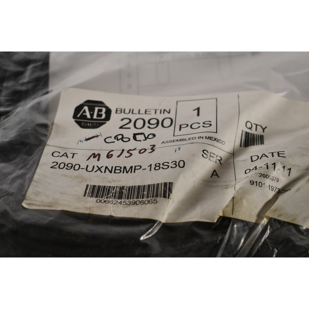 NEW Allen Bradley 2090-UXNBMP-18S30 Cable, Non Flexible, Brake, 600V, Motor End Bayonet Connector