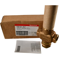 NEW Honeywell V5011N2055 3/4 in 2-way f-NPT Globe valve Direct Acting