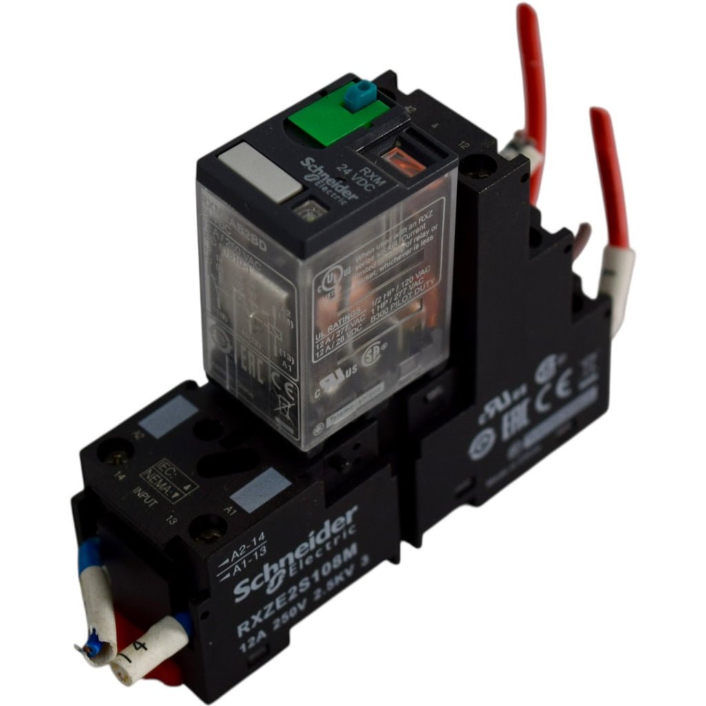 Schneider Electric RXZE2S108M Socket & RXM2AB2BD Relay 24VDC 12A 2C/O