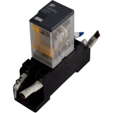 Schneider Electric RXM2LB2BD Relay with RXZE1M2C Socket