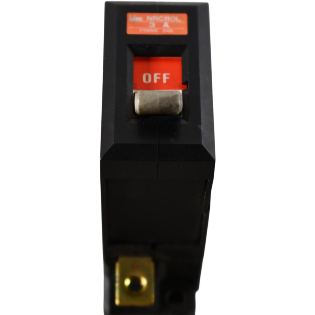IDEC NRC110L Circuit Protector 10A 250V Missing 1 Lug Screw