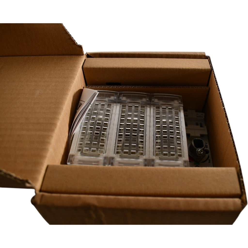 NEW Socomec 38613004 30A 600VAC Fusible Disconnect Switch Class J