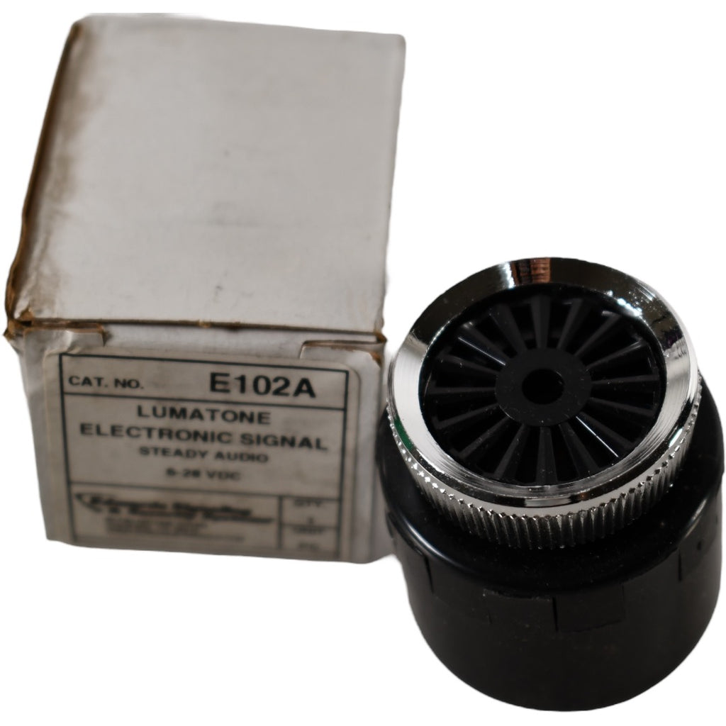 NEW Edwards E102A Lumatone Steady Signal 12-24VDC 90dB Panel Mount
