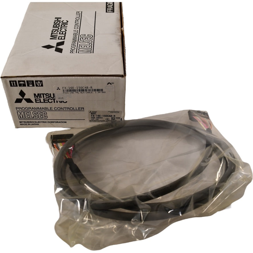 NEW Mitsubishi FX-16E-150CAB-R PLC Extension Cable 1.5m 5ft