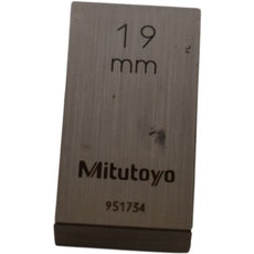 Mitutoyo 951734 19mm Rectangular Steel Gage Block Inspection
