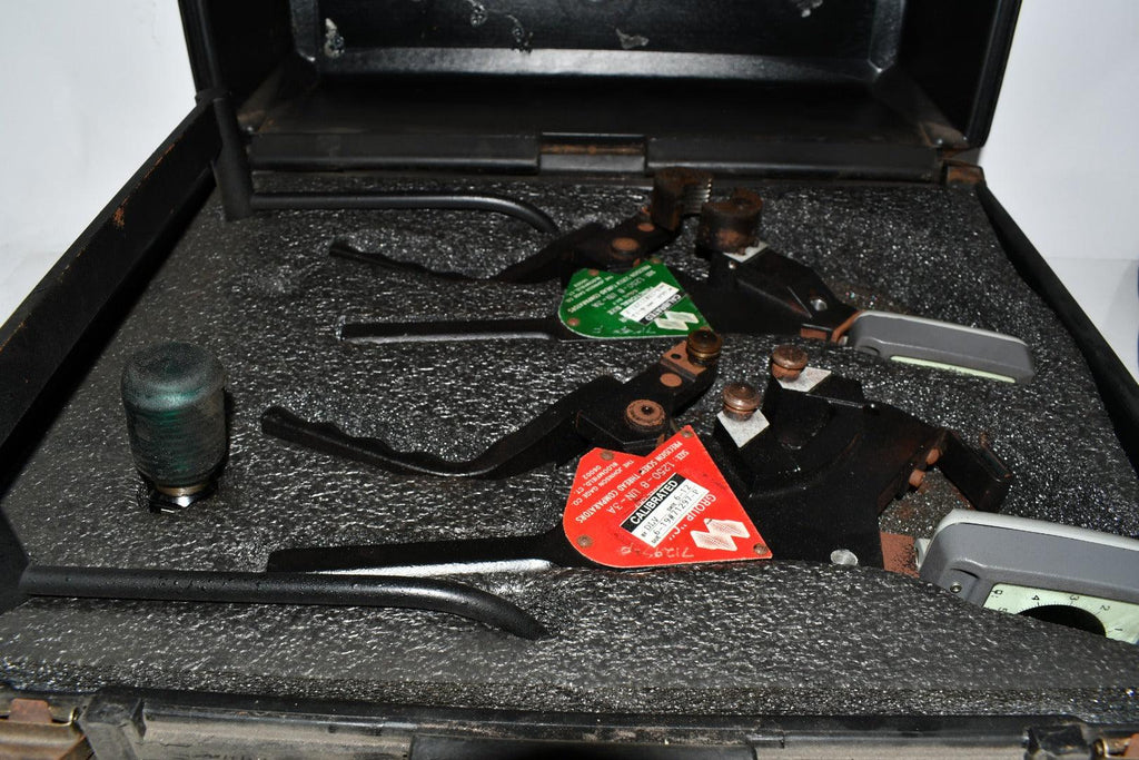 Johnson Gage 1.250-8 UN-3A Digital External Thread Gaging Comparator Inspection System