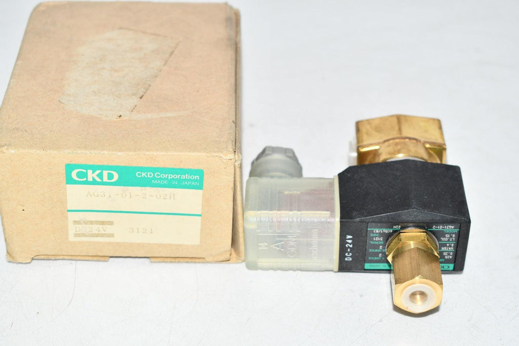 NEW CKD AG31-01-2-02H 24V-DC 1/8IN NPT SOLENOID VALVE