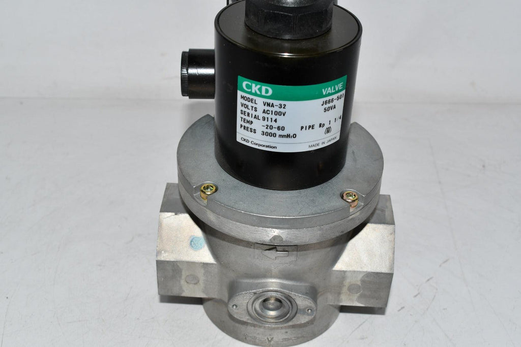 NEW CKD VNA-32 Solenoid Valve 100v-ac 1-1/4'' J666-501 Valve