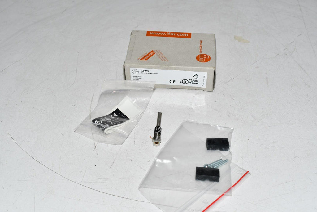 NEW ifm efector IZ5046 Inductive Proximity Sensor, 1.5mm Range, PNP-NO, M8, IP67, IZ Series