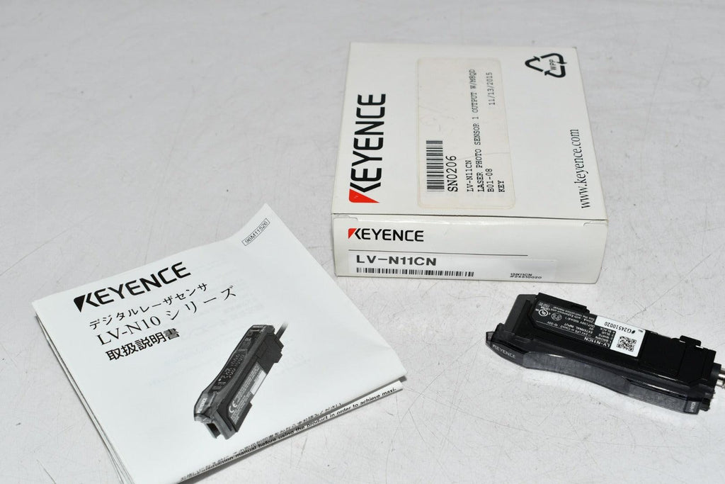 NEW Keyence LV-N11CN Amplifier, M8 Connector, Main unit, NPN