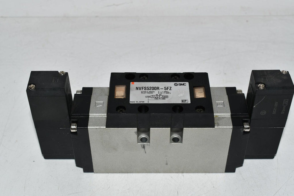 NEW SMC NVFS5200R-5FZ Solenoid Valve 0-1.0MPa