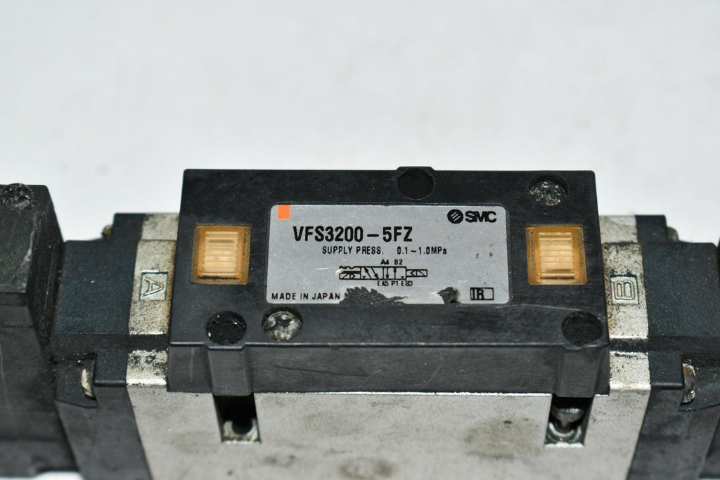 SMC VFS3200-5FZ VFS3000 Pneumatic Solenoid Valve, 4/5 Port 0.1-1.0MPa