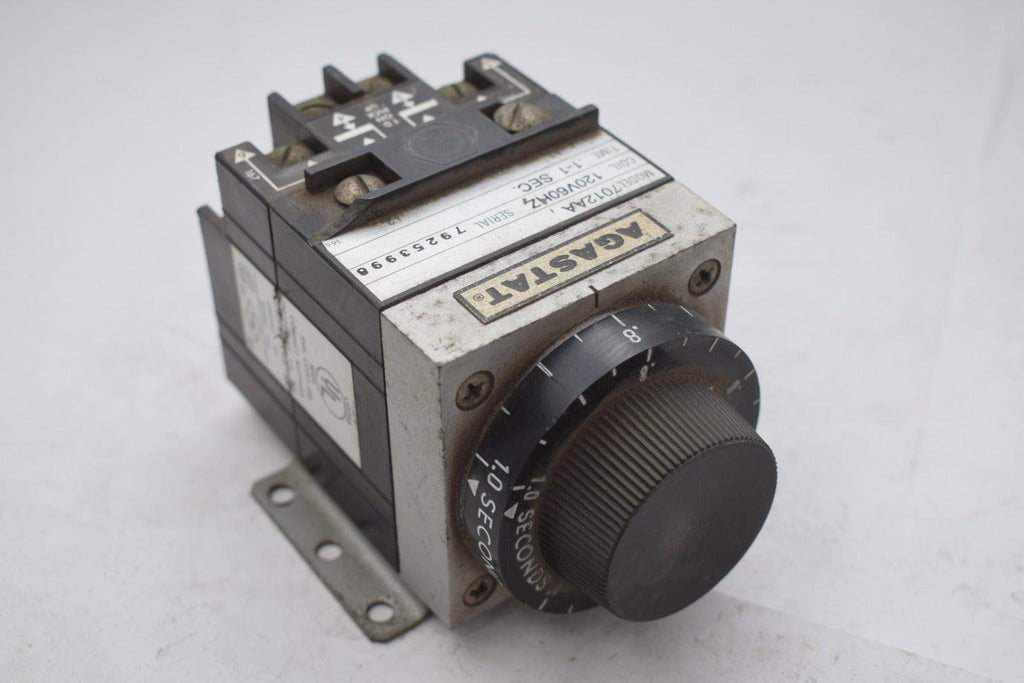AGASTAT 7012AA TIME DELAY RELAY ON-DELAY DPDT 120VAC 0.1-1 SECOND
