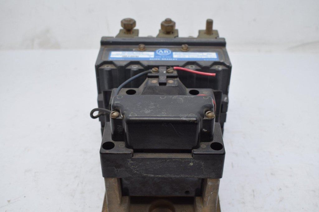 Allen Bradley 702LP-EOD93 Lighting Contactor 200 Amp 600V Series K 114A86 120V Coil
