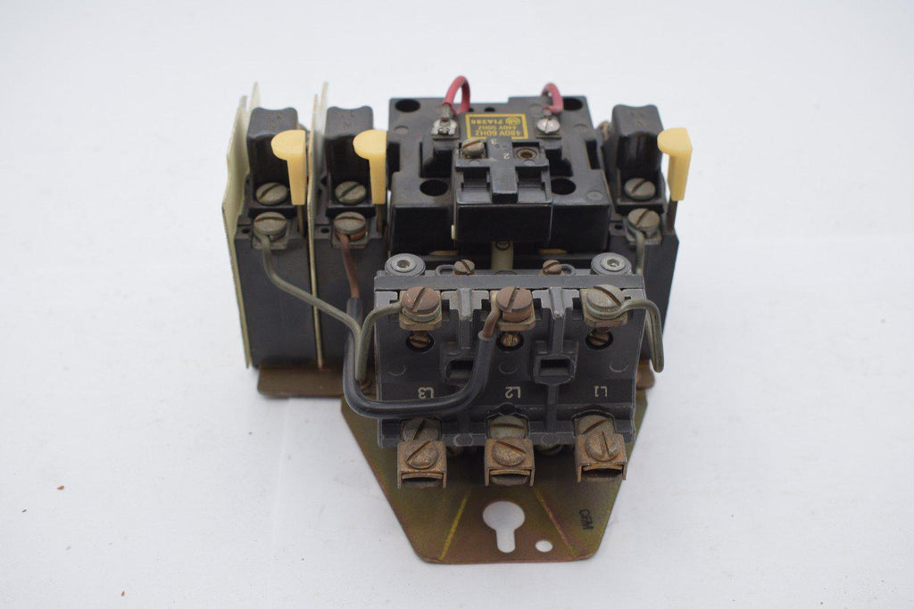 ALLEN BRADLEY 709-BOB103 STARTER SIZE1 OPEN w/ 480V Coil 71A288 3 PH 3 Pole