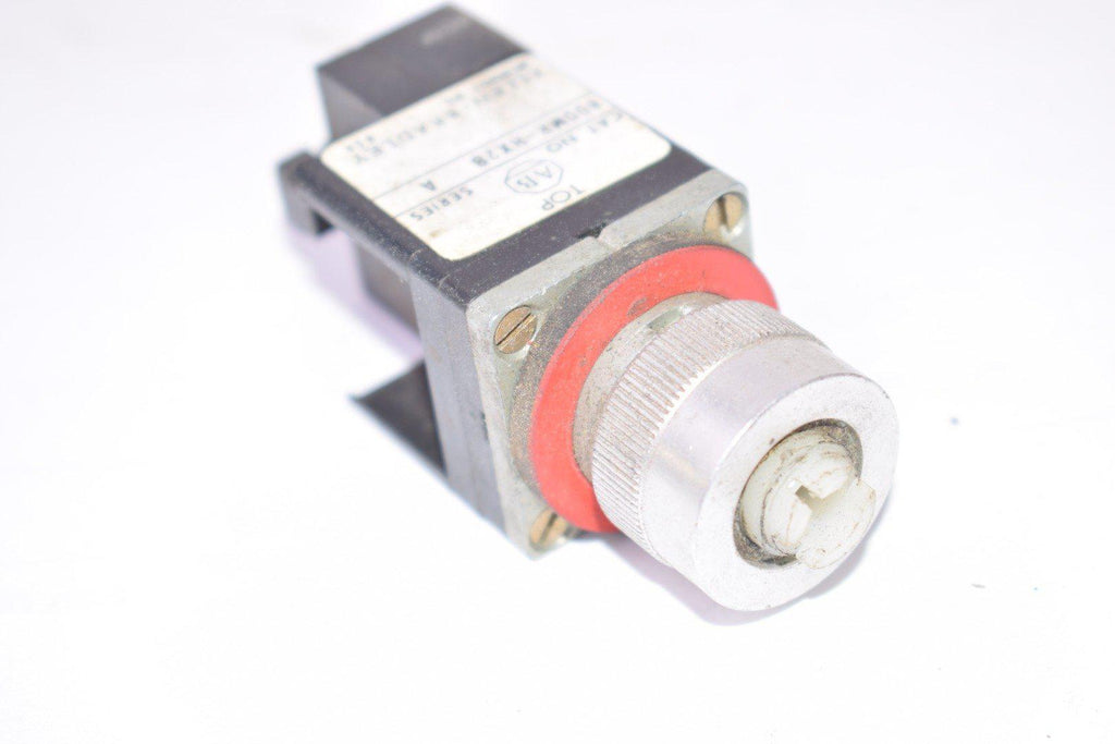 Allen Bradley 800MR-HX2B Series: A Selector Switch