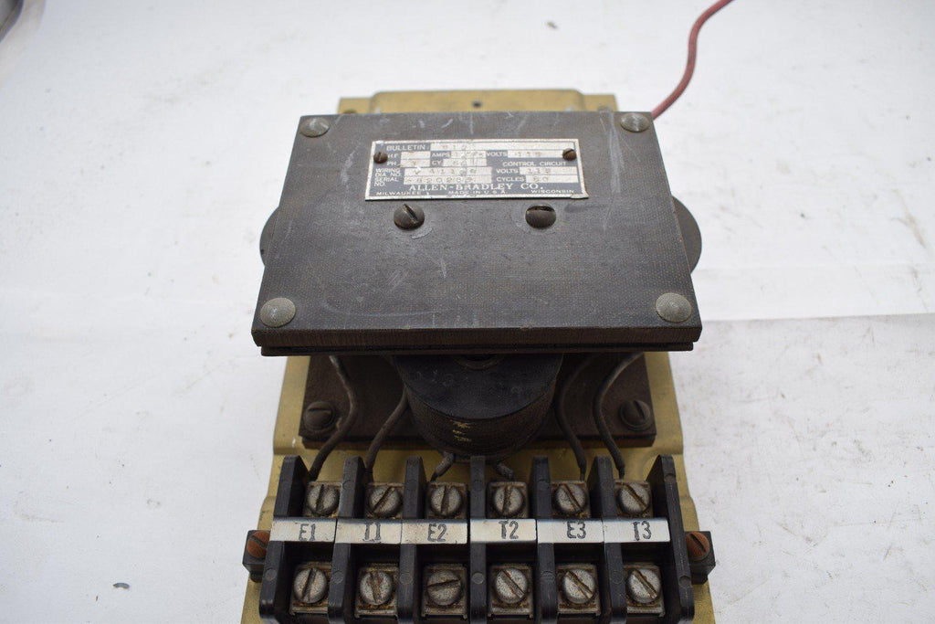 Allen Bradley 812 Relay Contactor 115V .5/5 Amps 3 Phase