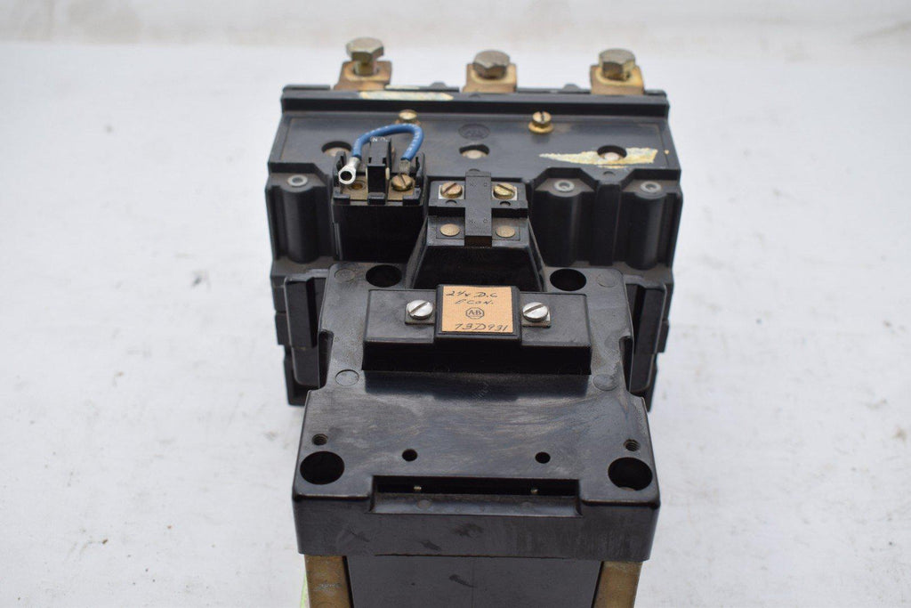 Allen Bradley Motor Starter with 73D931 24VDC Econ Coil Contactor