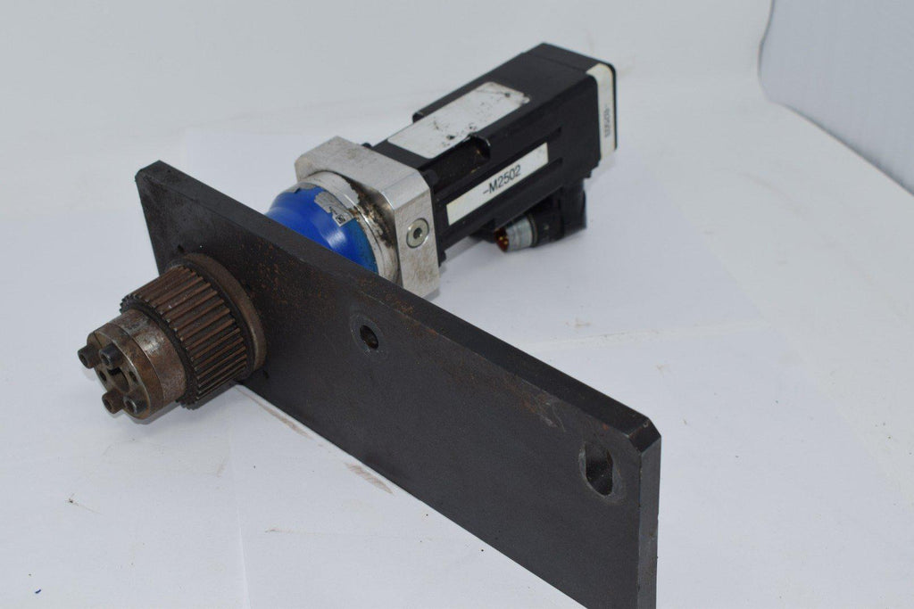 Allen-Bradley Servo Motor, Alpha Gearbox 10:1 Reducer