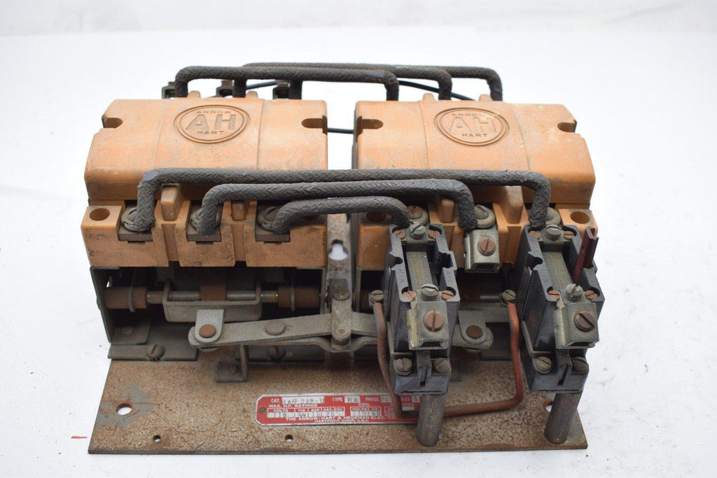 Arrow Hart RAR-232-U Motor Starter RA 110 Volts 3 Poles