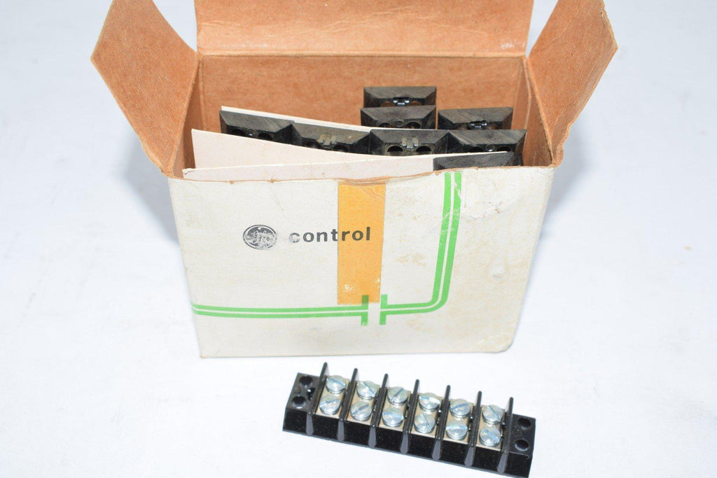 Box of 11 NEW GE CR151D10106 Terminal Block Board 6 Points