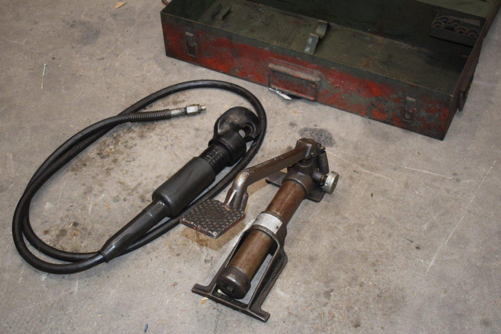 Burndy Hypress BP6N27169 W/ Crimper Attachment & Case Y34A Hypress