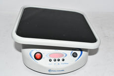 Fisher Scientific 13687704 Platform Shaker Rocker 12V V.290W NO Power Supply