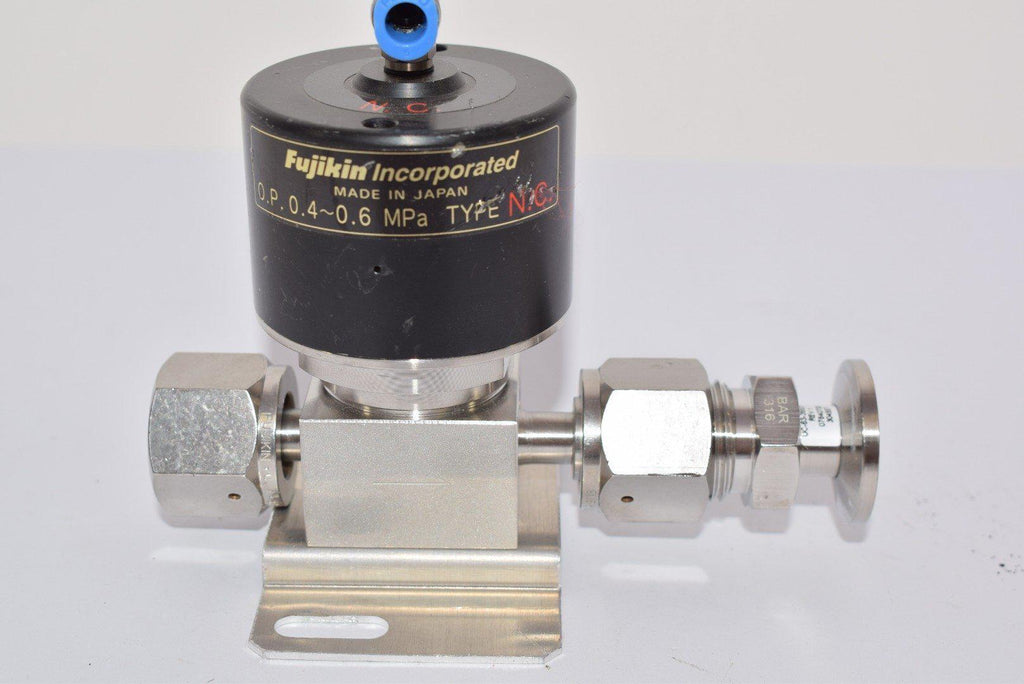 Fujikin Type N.C. O.p 0.4 0.6 MPA Pneumatic Valve 316L Fittings