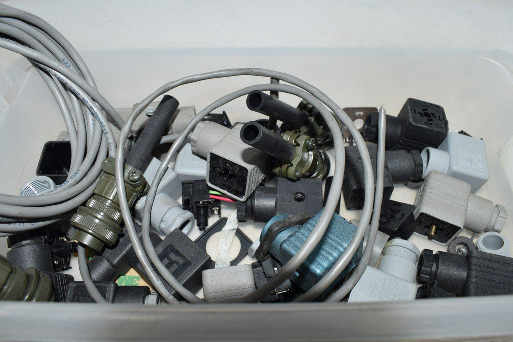 Large Lot of NEW & Used Solenoid Connector Plugs Mixed Lot