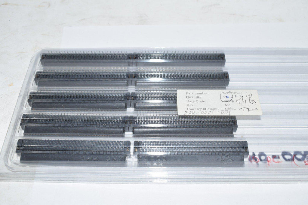 Lot of 10 NEW Amp TE Connectivity 2-557101-9 Connectors