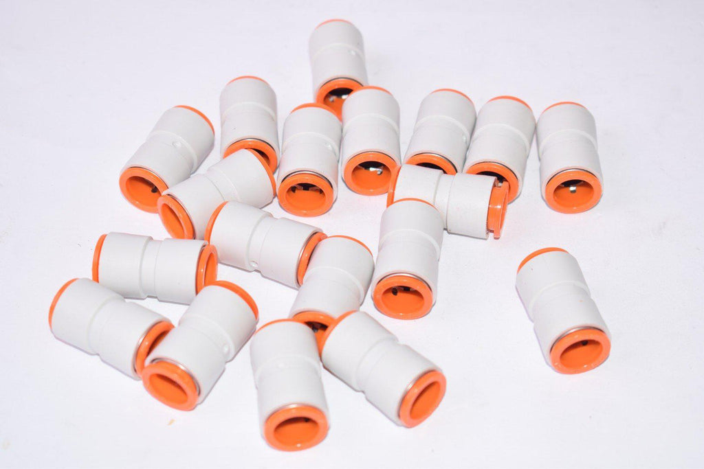 Lot of 19 NEW SMC S'pore 1/2'' Push Fittings