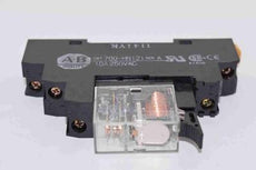 Lot of 2 ALLEN-BRADLEY 700-HN121 250V 10A 5-Pin Terminal Socket w/ 700-HK36720