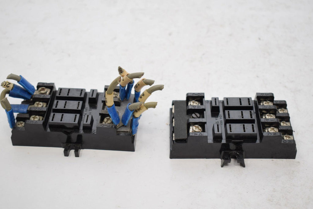 Lot of 2 Gould 10A 300V Terminal Blocks