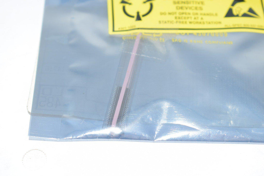 Lot of 2 NEW Renesas 85108AGILF Clock Fanout Buffer (Distribution) IC 1:8 500MHz 24-TSSOP (0.173'', 4.40mm Width)