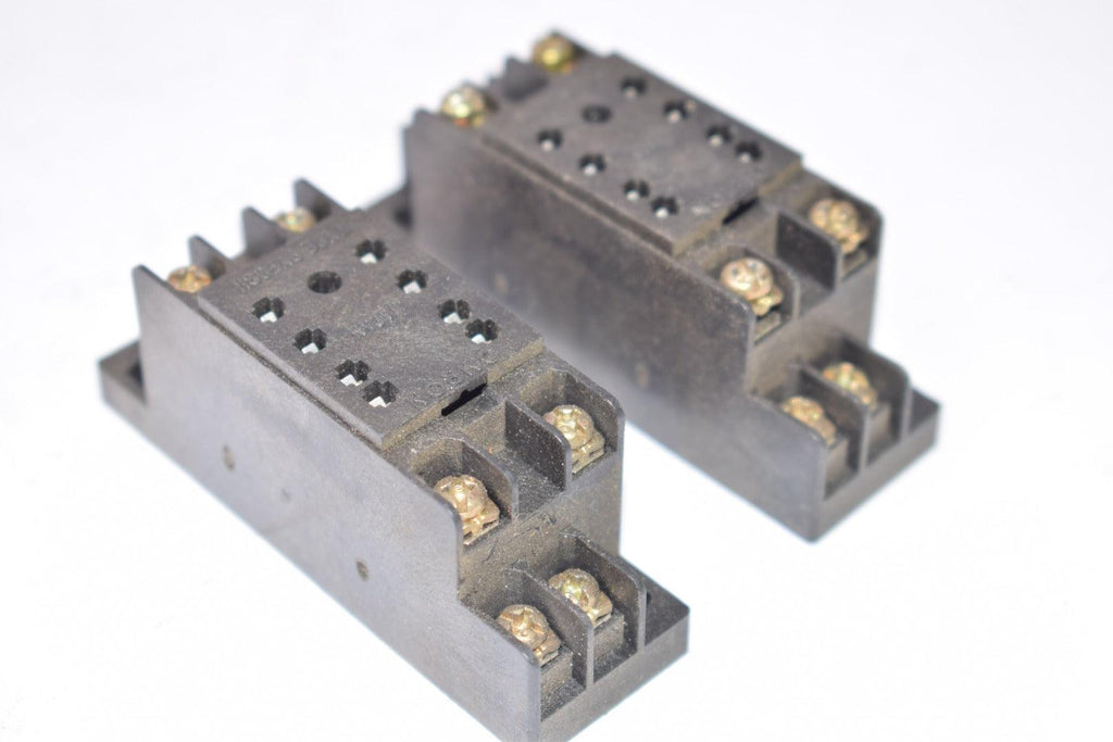 Lot of 2 OMRON PYF08H 8-Pin Relay Base Sockets