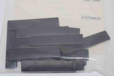 Lot of 20 NEW IGUS Carrier Bracket Parts 220.57