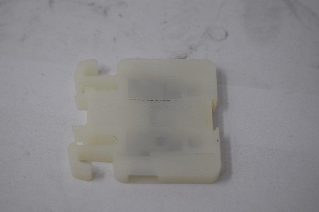 Lot of 28 NEW Allen-Bradley 1492-H1 Terminal Block, 30A, 600V AC/DC, White, Finger Safe