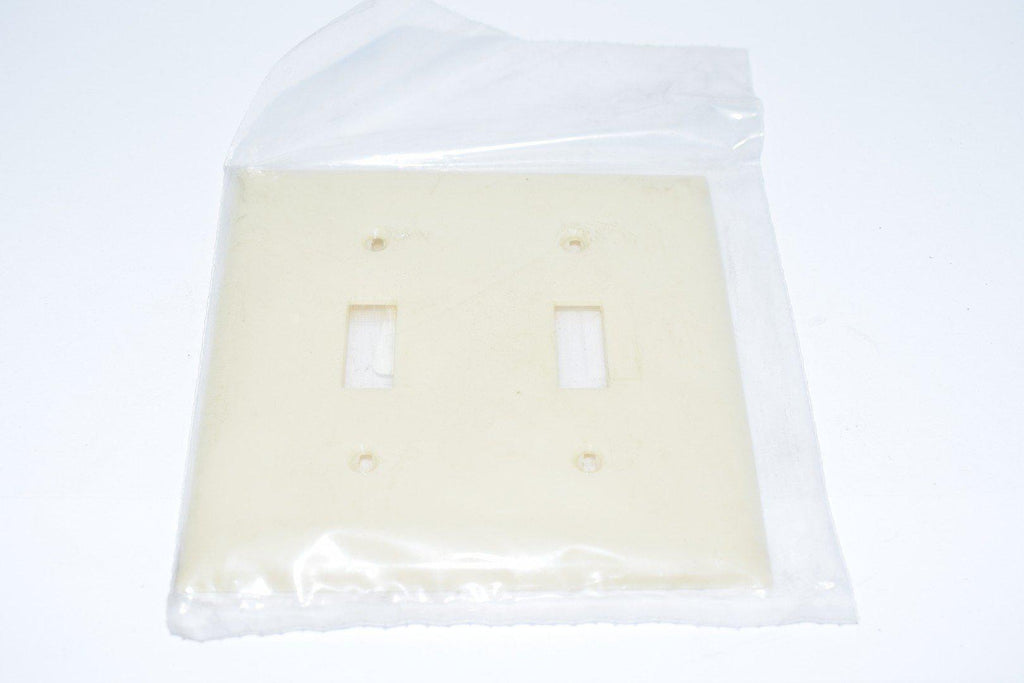 Lot of 5 NEW Bryant Ivory 2-Gang Unbreakable Toggle Switch Cover Nylon Wallplate N2172