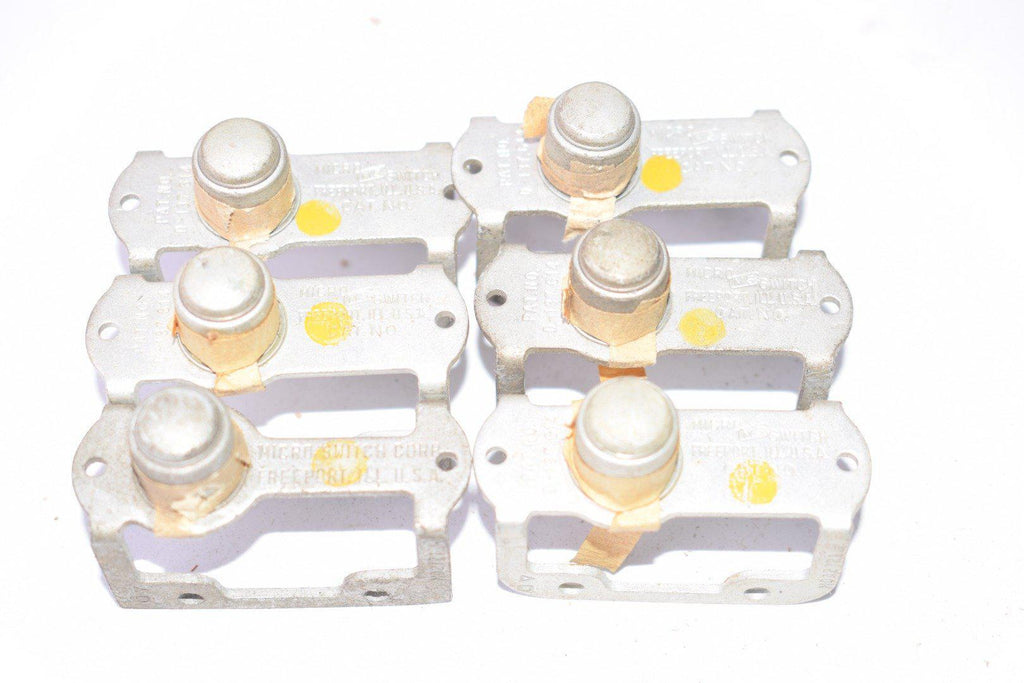 Lot of 6 Vintage Micro Switch Patent D-137.614 Push Button Switches