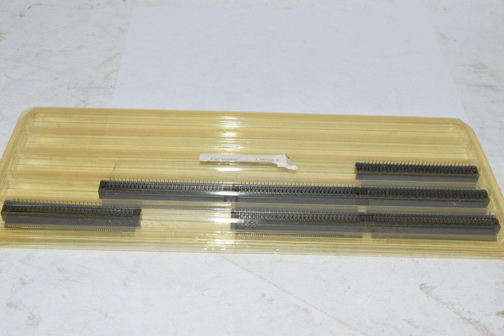 Lot of 7 NEW Amp TE Connectivity 2-557101-9 Connectors