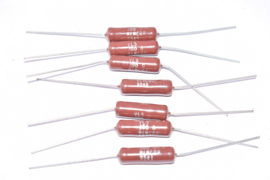 Lot of 7 NEW VL5 300 OHM MEMCOR 9549 RESISTORS