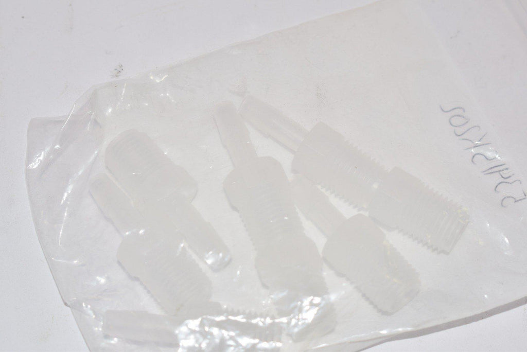 Lot of 8 NEW 53415k202 McMaster-Carr Chemical-Resistant Barbed Tube Fitting for 1/4'' Tube ID x 1/4 NPT Male, 150�F Maximum