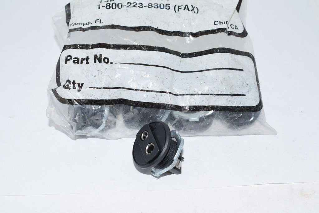 Lot of 8 NEW Plastic Process Equipment 0306 Plug Terminals