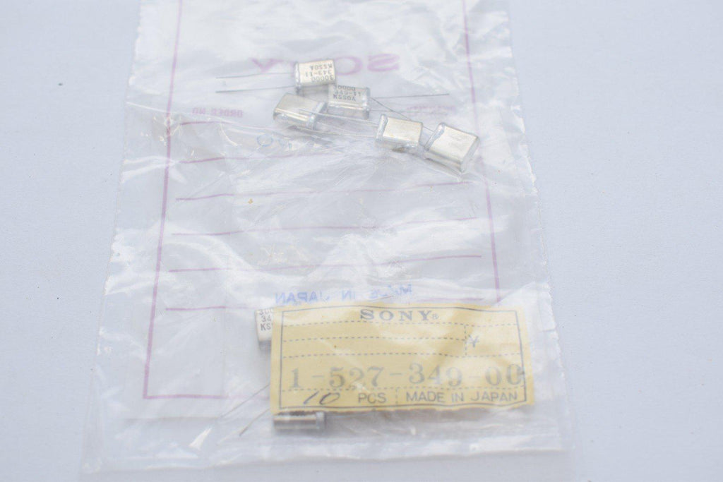 Lot of 9 NEW Sony 152734900 CRYSTAL 30MHZ 1-527-349-00