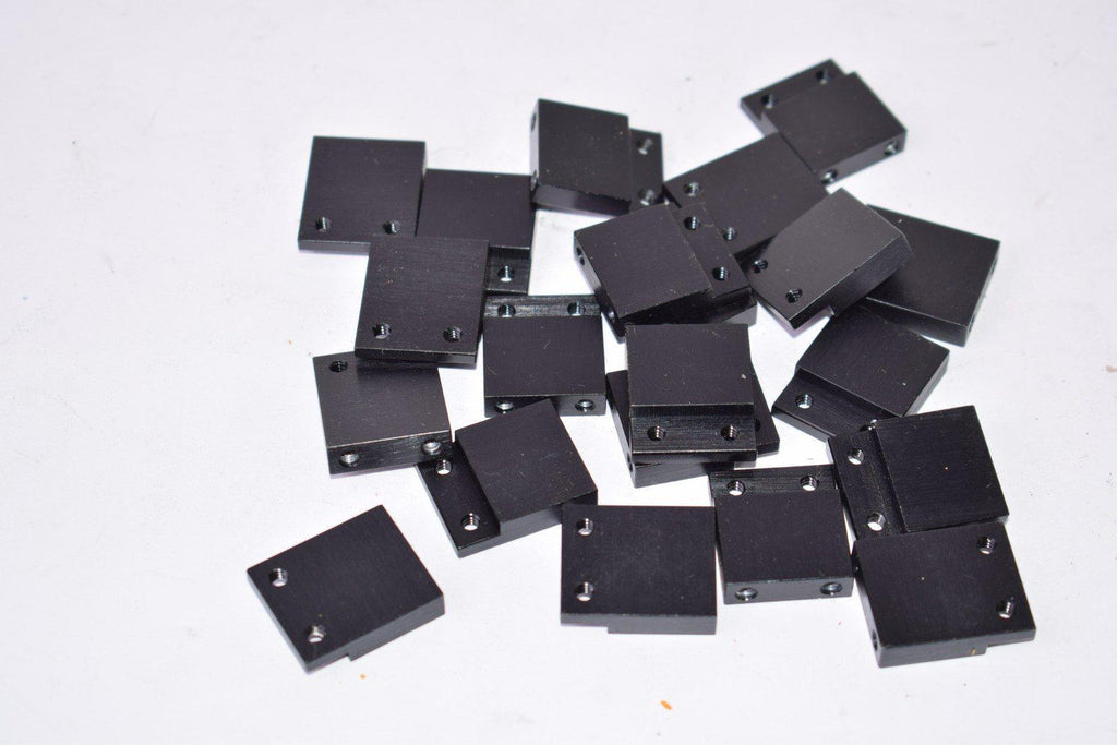 Lot of NEW #0102-46-1011-0000 Feed Arm Clips Std. Conveyor