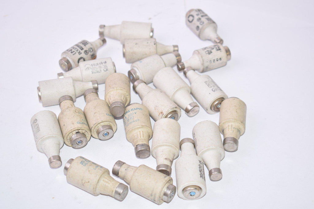Mixed Lot of 22 Bottle Fuses EOS Roesch