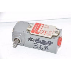 NAMCO LIMIT SWITCH EA510-17702  Flex-Lock